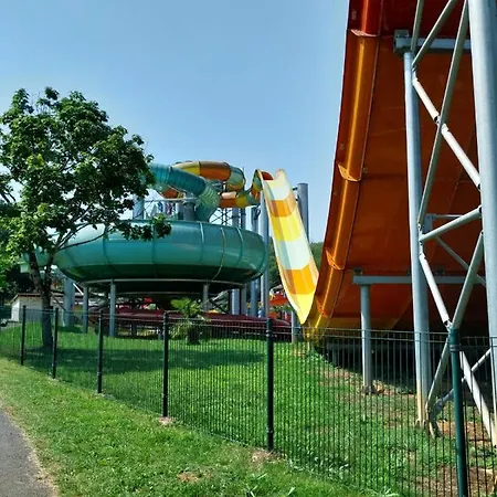 Oda ve Kahvaltı Les Trois L 3*