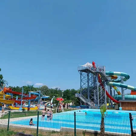 Oda ve Kahvaltı Les Trois L