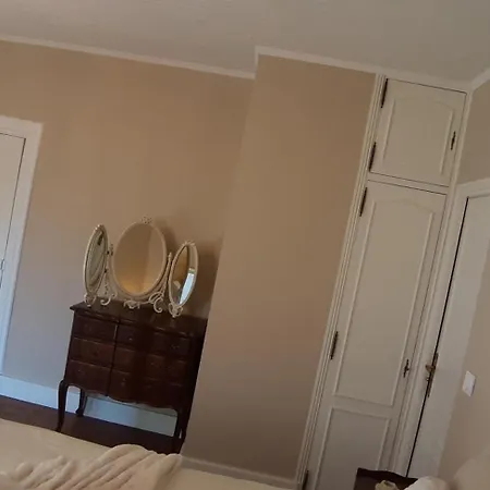 Les Trois L Bed & Breakfast 3*