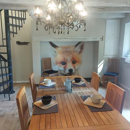 Les Trois L Bed & Breakfast