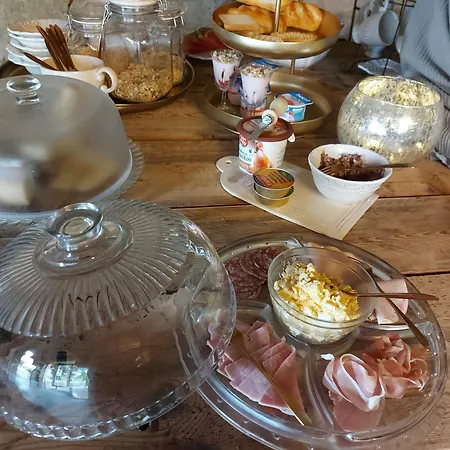 Les Trois L Bed & Breakfast Gindou