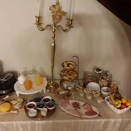 Les Trois L Bed & Breakfast *